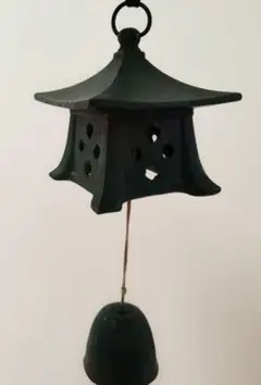 灯籠型 風鈴 鋳物製