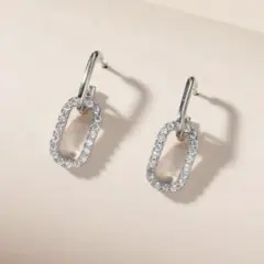 ✳️シルバーオーバルラインピアス キラキラ✳️只今SALE中✳️