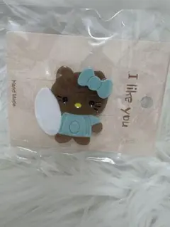 韓国　日焼けキティちゃんヘアピン　日本未発売　希少　大人気　カハラ風