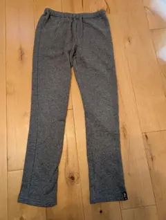 グレー スリムフィット 長ズボン