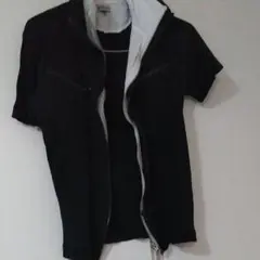 シャツ　黒色　M  男女兼用