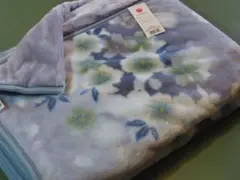 西川暖か二重合わせ毛布花柄ブルー　シングルサイズ