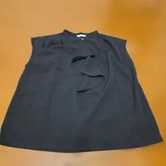 Té chichi ノースリーブ ブラウス ブラック