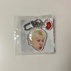 TREASURE ジョンファン 顔アクキー