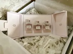 ⭐︎新品未使用⭐︎Miss Dior ミニボトル 香水 フレグランス 3種類 ギフト