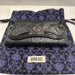 美品】ANNA SUI ベロニカ 口金二つ折り財布 黒 - メルカリ