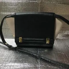 ショルダーバッグ　BCBGのサムネイル