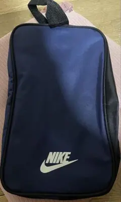 Nike ネイビー ロゴバッグ