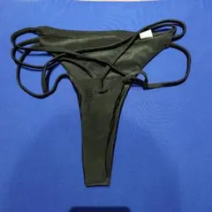 水着　パンツのみ