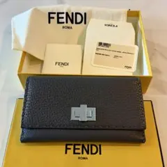 FENDI 長財布 グレー ピーカブー セレリア