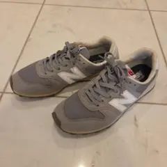 New Balance グレー スニーカー