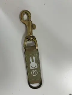 CUNE レザーキーホルダー