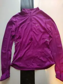 ナイキ　トレーニングウエア