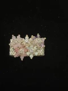 ピンク花モチーフ ビーズリング ハンドメイド新作