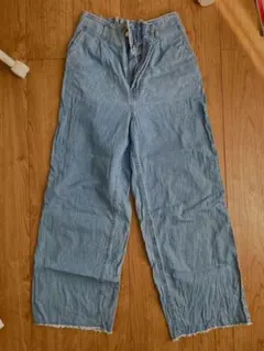 ライトブルーデニムワイドパンツ