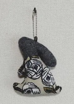 2026年最新】ミナペルホネンうさぎクッションの人気アイテム - メルカリ