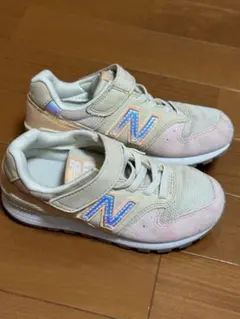 New Balance ニューバランス18.5cmスニーカーピンク　ベージュ