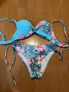 【新品】青 フラワービキニ　水着 花柄