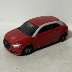 トミカ Audi A1 レッドのサムネイル