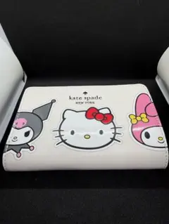 kate spade ハローキティ 二つ折り財布