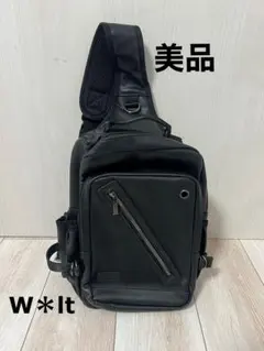 【美品】W＊lt メンズ多機能ボディバッグUSB付き