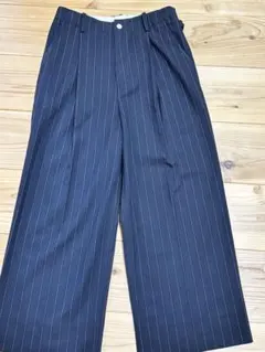 gu beautiful people ストライプ タックワイドパンツ