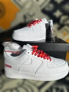 supreme スニーカー