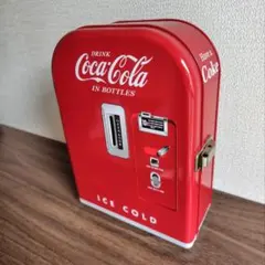 コカコーラ　ペンディングマシンcan コカコーラ ベンディングマシン ティンバンク【8900133】 | warme