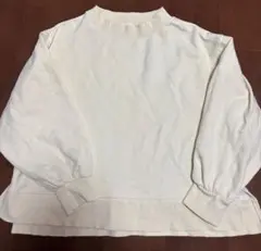 earth ホワイト クルーネック 長袖スウェット