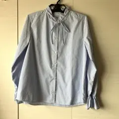 GU 345601青と白のストライプ長袖シャツ