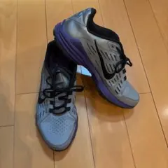 Nike スニーカー グレー パープル　27.5cmのサムネイル