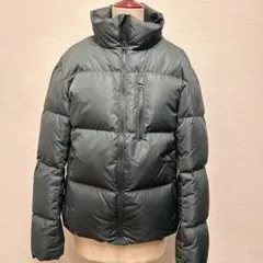 ダークグリーン ダウンジャケット