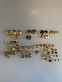 金色ボタンセット 多様なデザイン