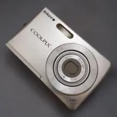 [簡易動作確認済み]　Nikon COOLPIX S200　シルバーのサムネイル