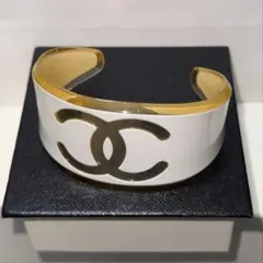 CHANEL ココマーク バングル ホワイト×ゴールド