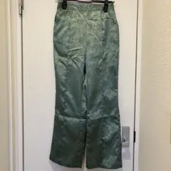 Green Parks グリーンパークス サテン花柄 チャイナ風ゆるパンツ
