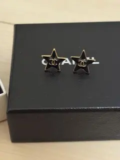 CHANEL シャネル　ピアス 星