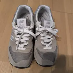 New Balance 574 ベージュ スニーカー