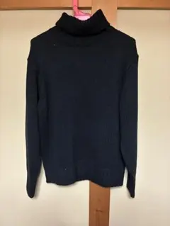 GUのタートルネック ニット セーター