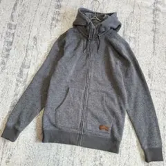 クイックシルバー　ユニセックス　フルジップアップパーカー　フーディー　グレー　S