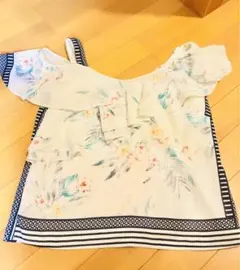 グレースコンチネンタル　フローラルプリント トップス サイズ36 変形トップス