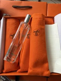 新品未使用】HERMES Twilly BARENIA 15ml 香水セット - メルカリ