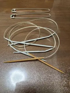 輪針セット 透明プラスチック と木製 と棒針止め