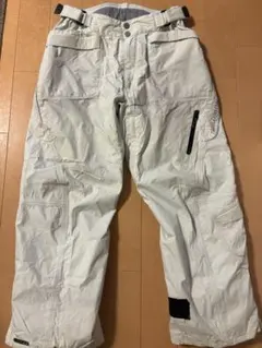SALOMONスノーボードパンツ