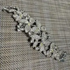 シルバークリスタル　花モチーフ　結婚式　ウェディング　ヘッドドレス　バレッタ