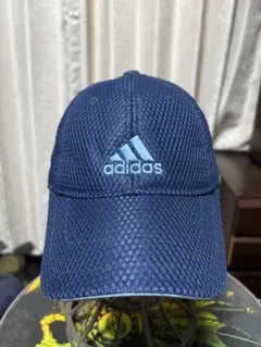 adidasメッシュキャップ ネイビー　サッカー　テニス　スポーツ