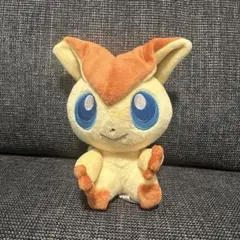 ポケモンセンター　ビクティニ　キャンバス　ぬいぐるみ　2012年製 ポケモンセンター ビクティニ キャンバス ぬいぐるみ 2012年製 - メルカリ