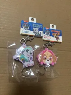 パウパトロール　ラバーリールキーホルダー　スカイ　エベレスト　2点セット 新品