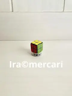 ルービックキューブ　2✖️2 のフェーブ　フェーヴ　フランス製　ミニチュア