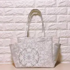 帯リメイク　プラチナ二重箔　九百錦　花紋刺繍　肩掛けトート　大容量　サイドポケ